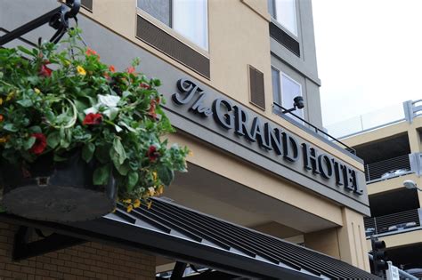Grand hotel salem - Now $199 (Was $̶2̶4̶1̶) on Tripadvisor: The Grand Hotel in Salem, Salem. See 728 traveler reviews, 204 candid photos, and great deals for The Grand Hotel in Salem, ranked #3 of 23 hotels in Salem and rated 4.5 of 5 at Tripadvisor. 